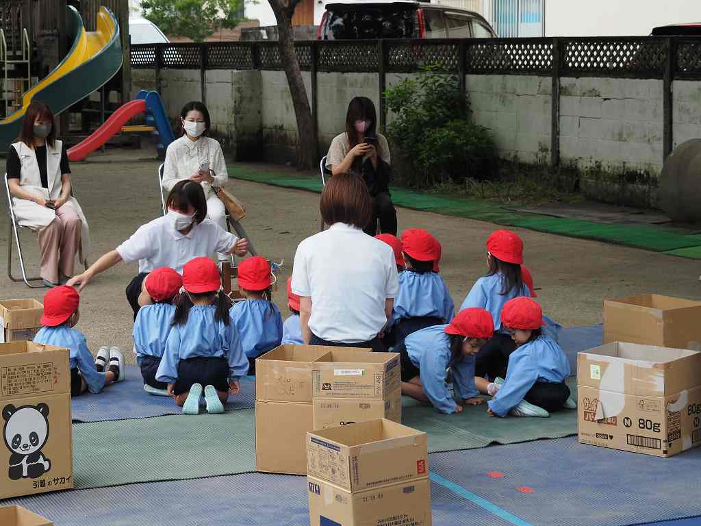 段ボール遊び自由参観(少)